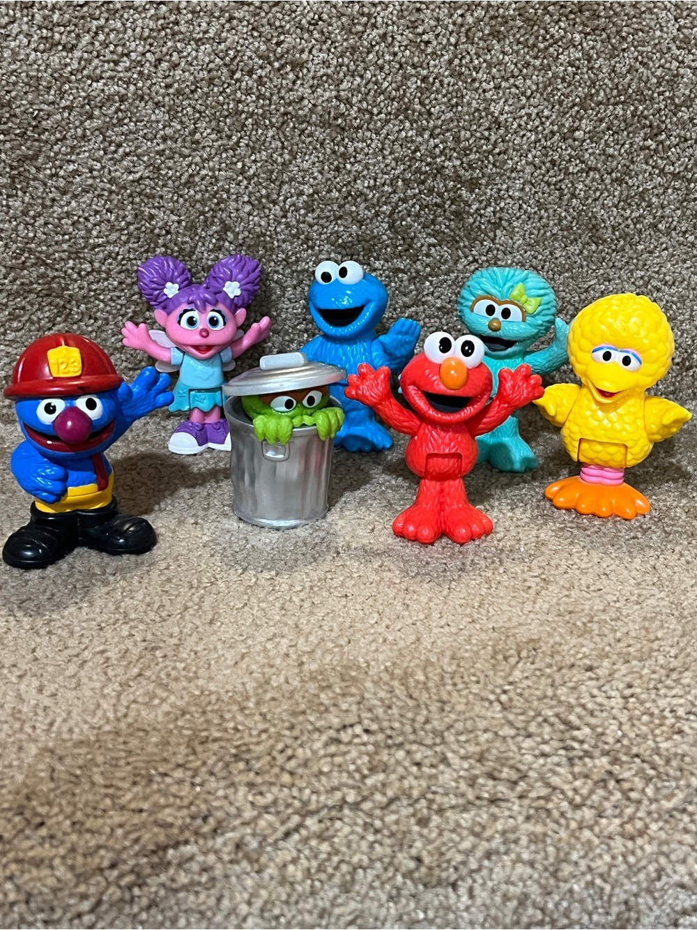 Sesame Street Figures - Elmo, Cookie Monster, Big Bird, Oscar fireman grover